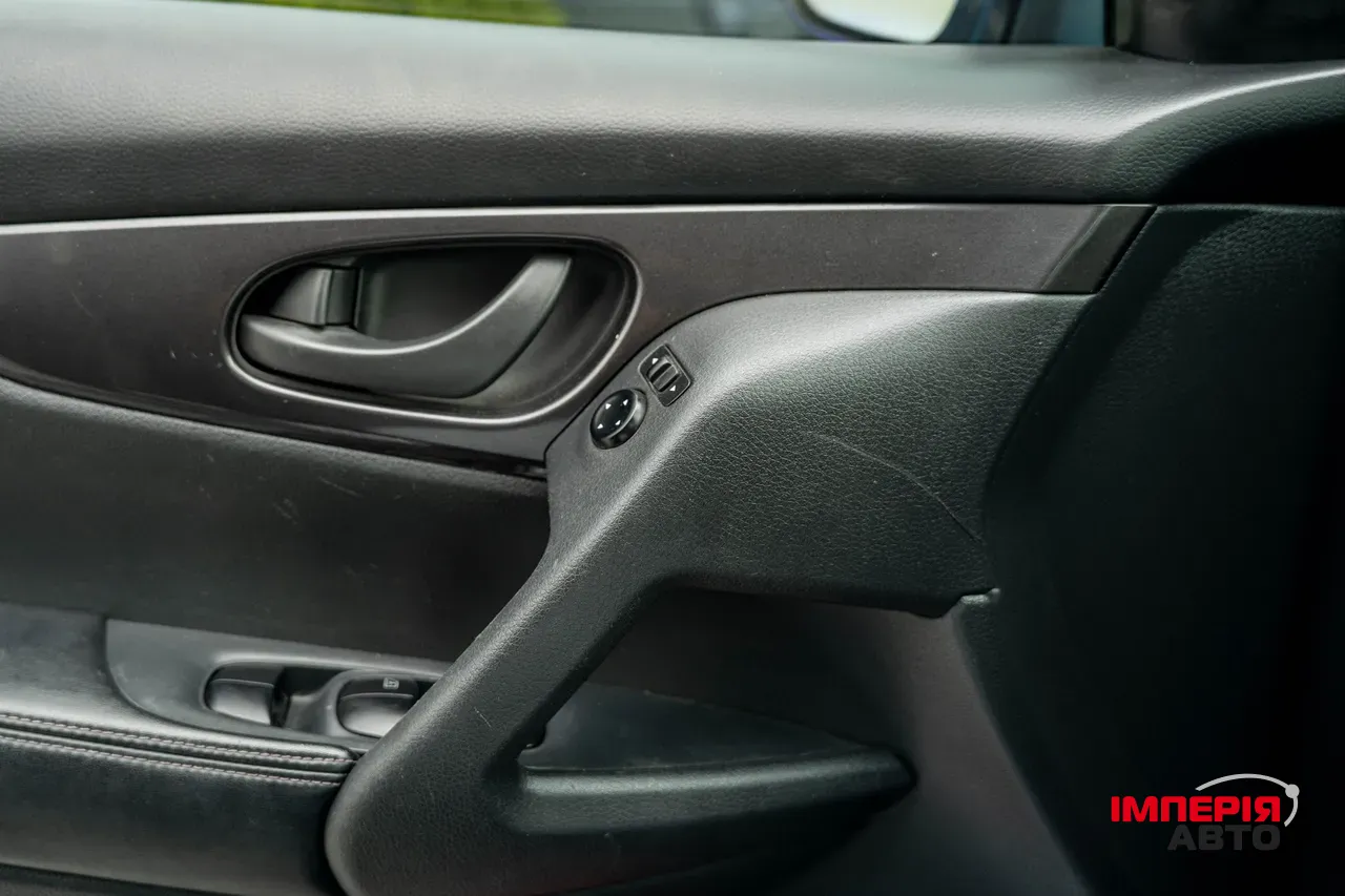 Nissan Rogue - фото 7