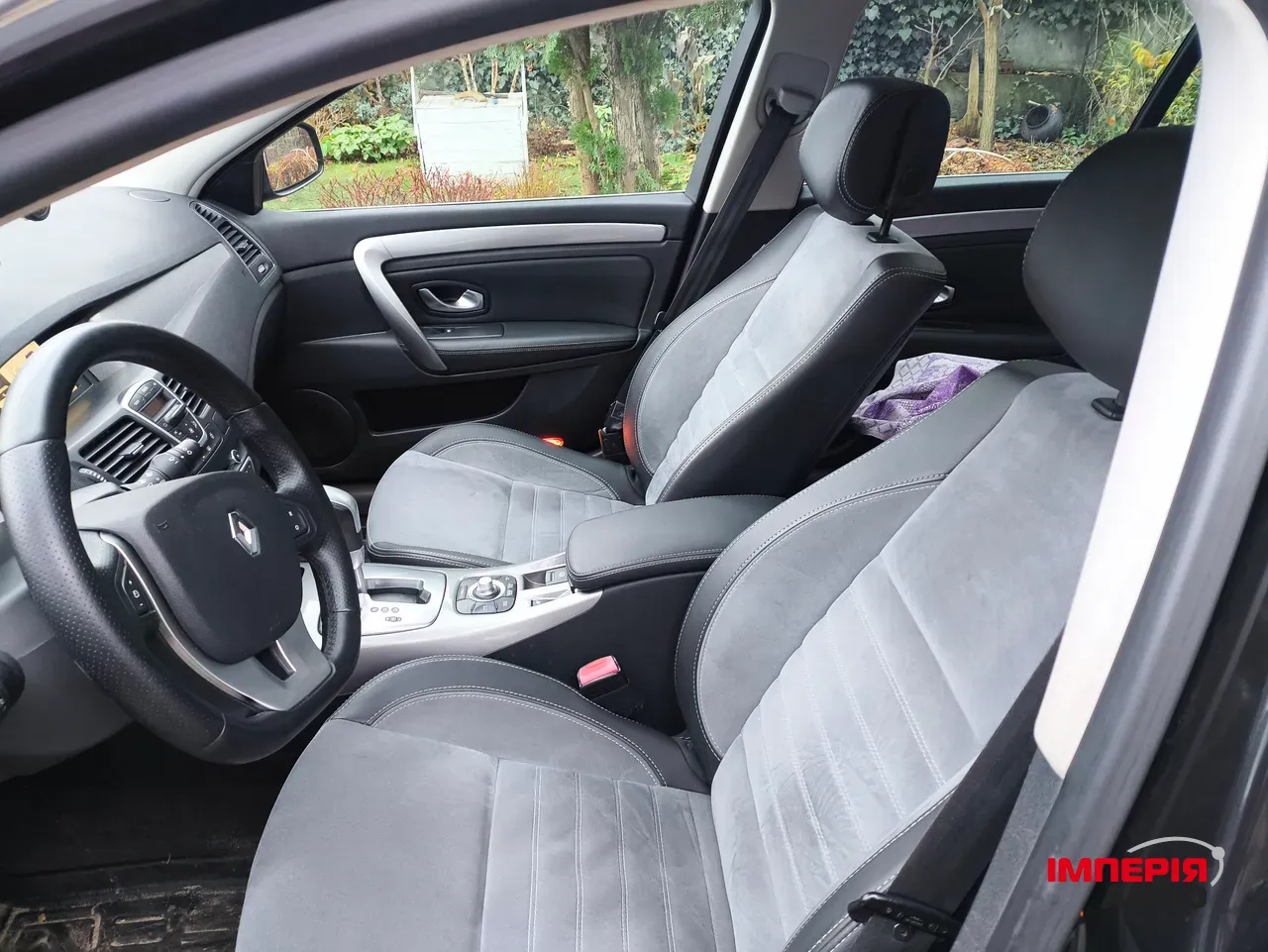 Renault Laguna - фото 8