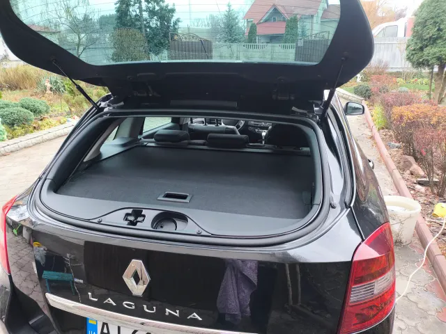 Renault Laguna - фото 3