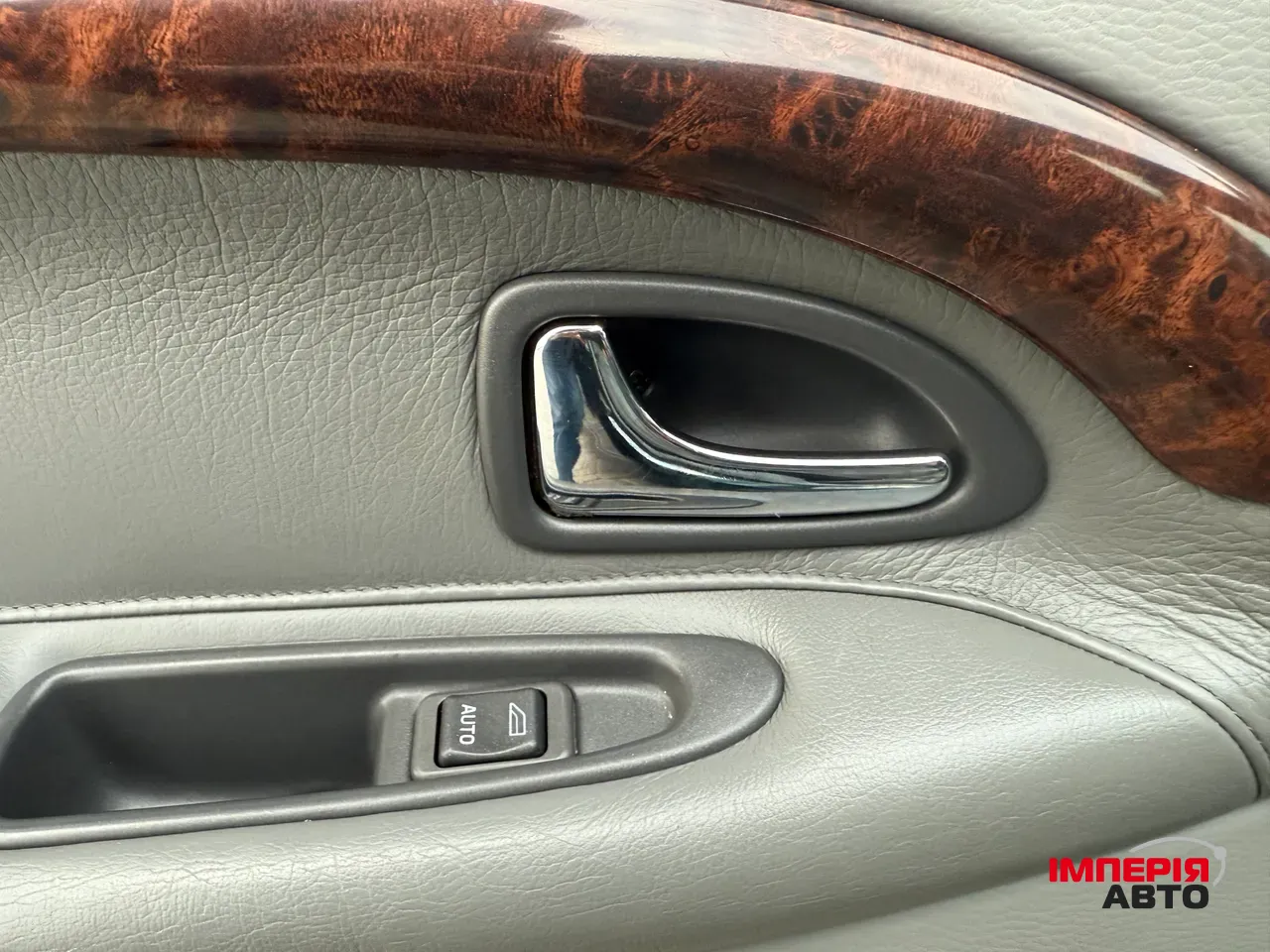 Volvo S40 - фото 11