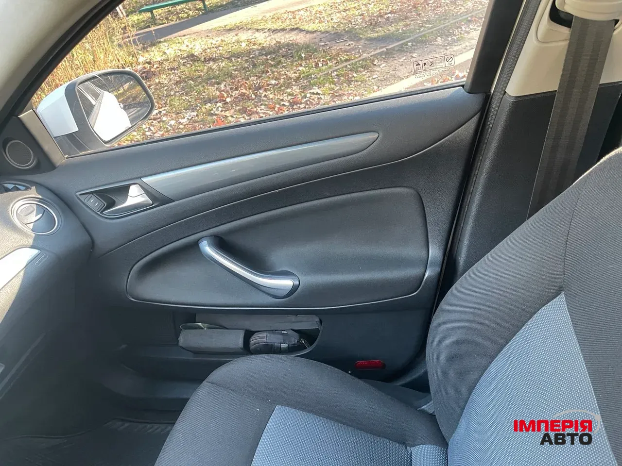 Ford Mondeo - фото 20