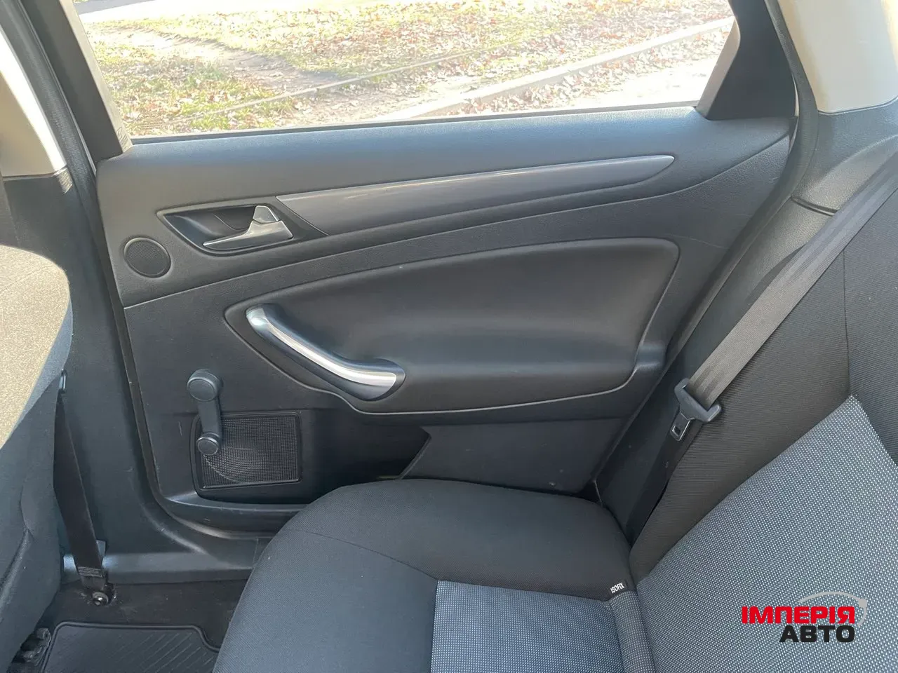 Ford Mondeo - фото 19