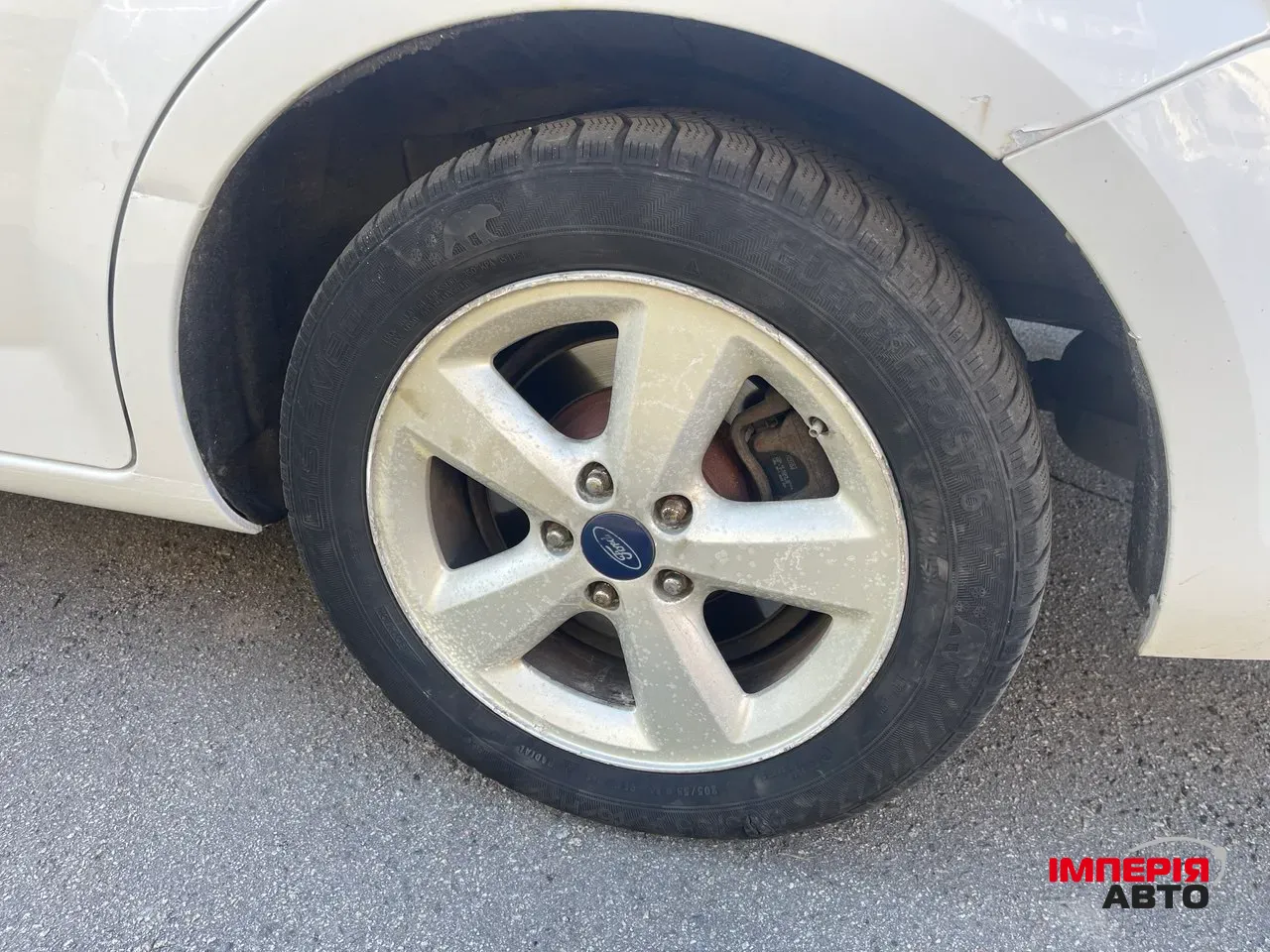 Ford Mondeo - фото 13