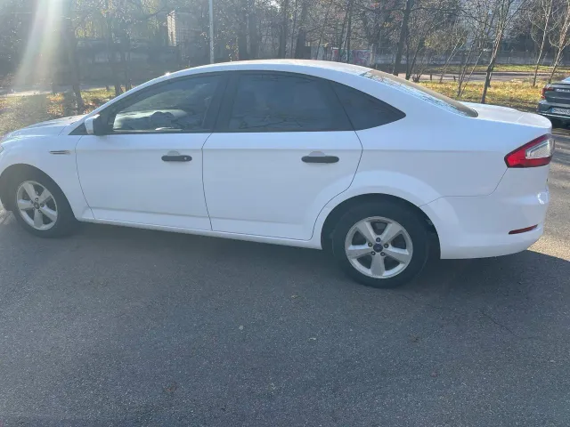 Ford Mondeo - фото 4