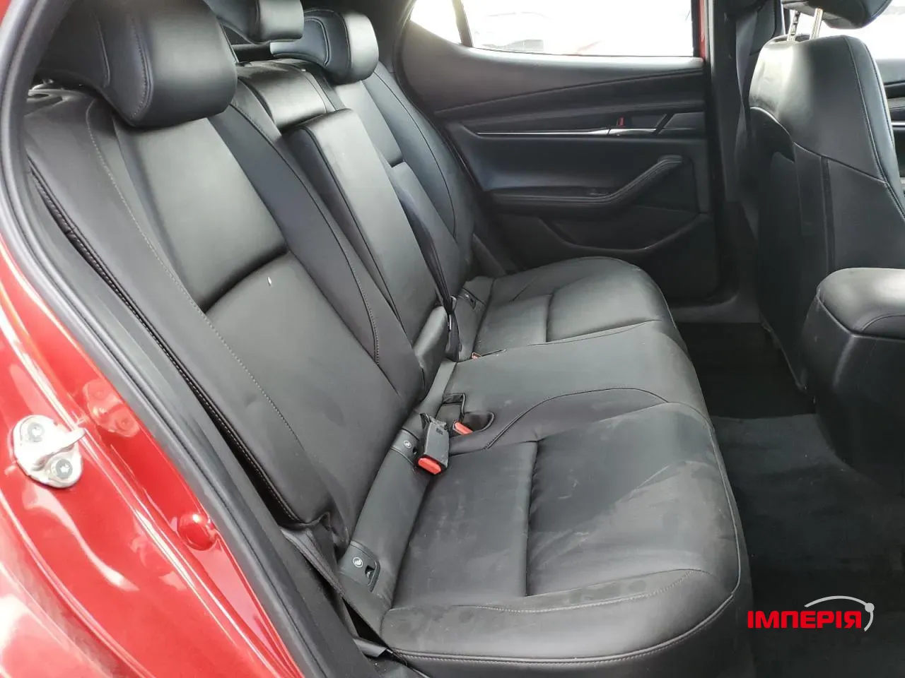 Mazda 3 - фото 11