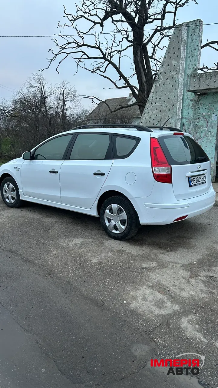 Hyundai i30 - фото 2