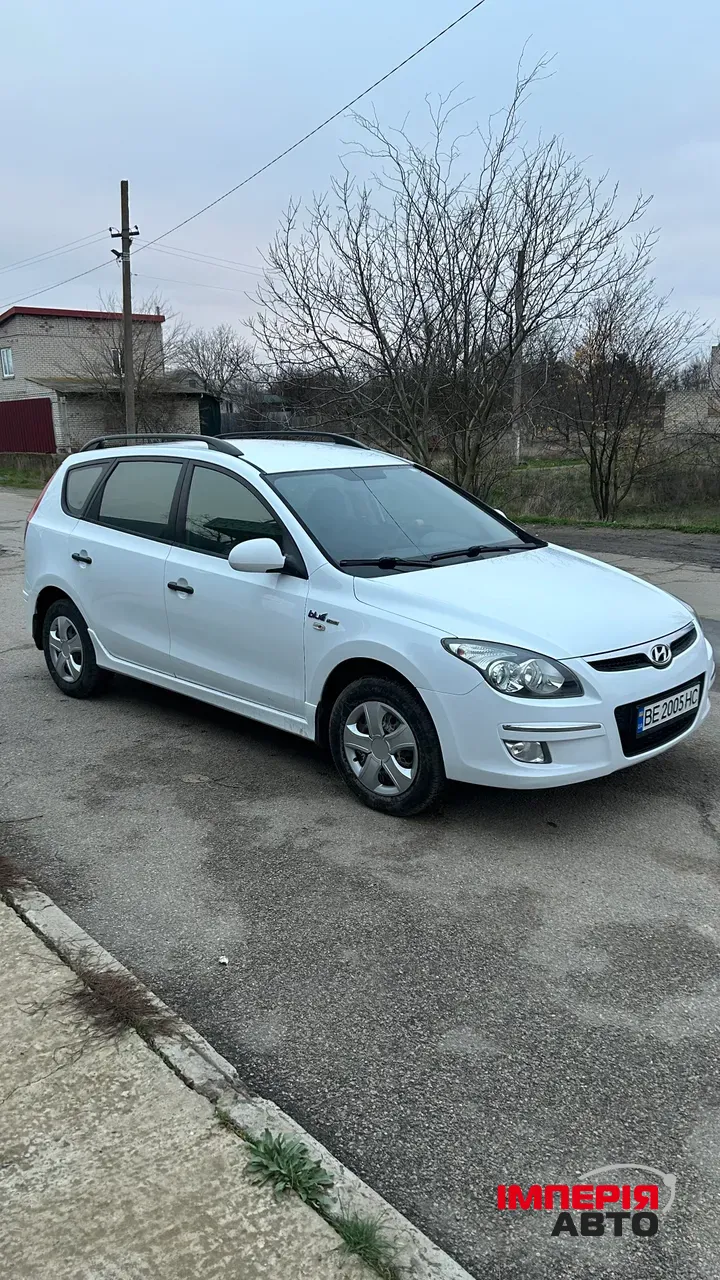 Hyundai i30 - фото 4