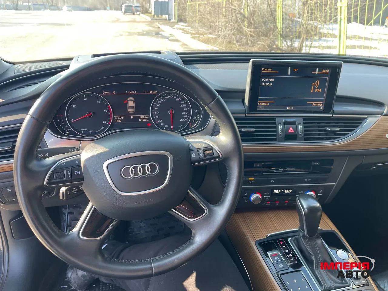 Audi A6 - фото 3