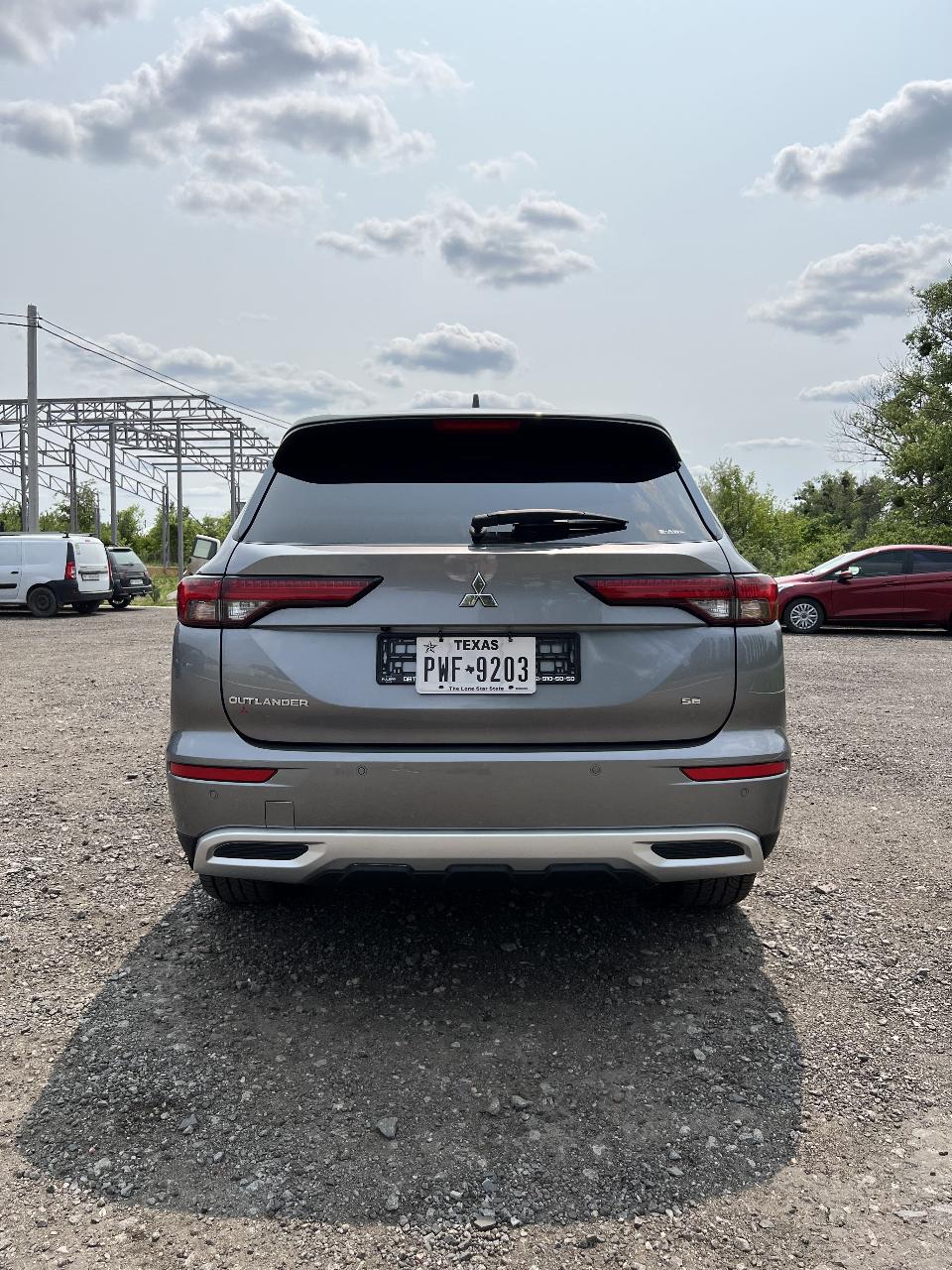 Mitsubishi Outlander - фото 4