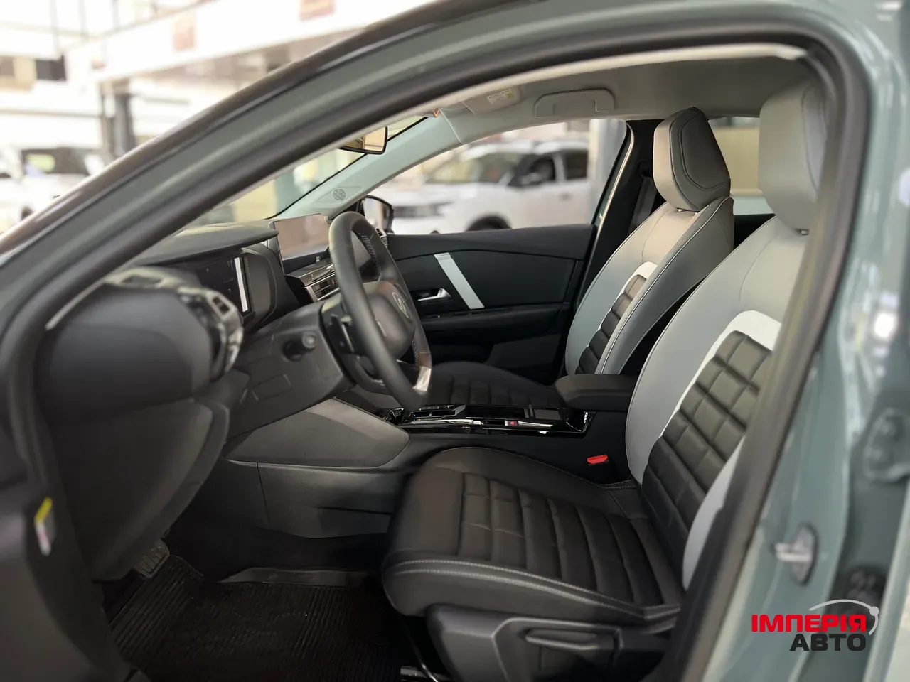 Citroen C4 - фото 10