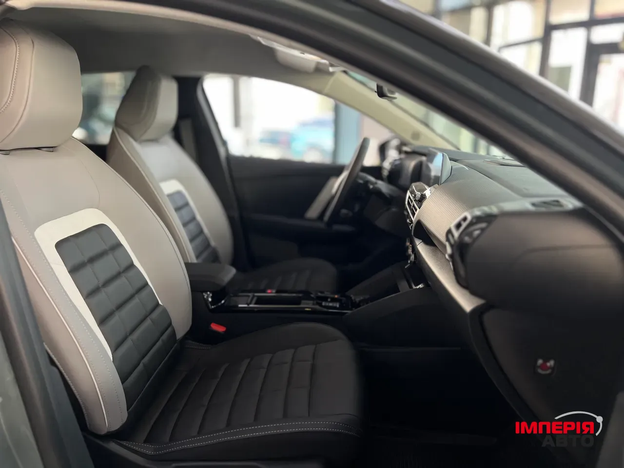 Citroen C4 - фото 16