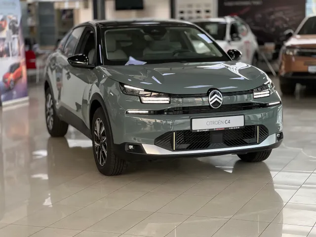 Citroen C4 - фото 3