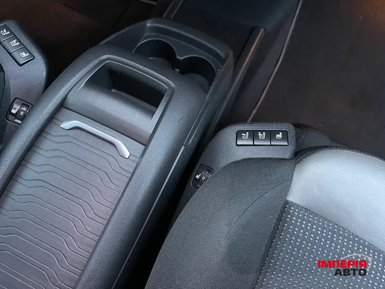 Citroen C4 Picasso - фото 34