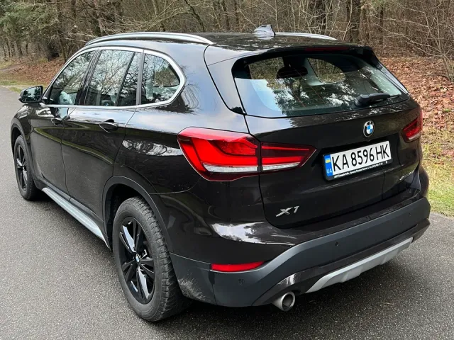 BMW X1 - фото 3