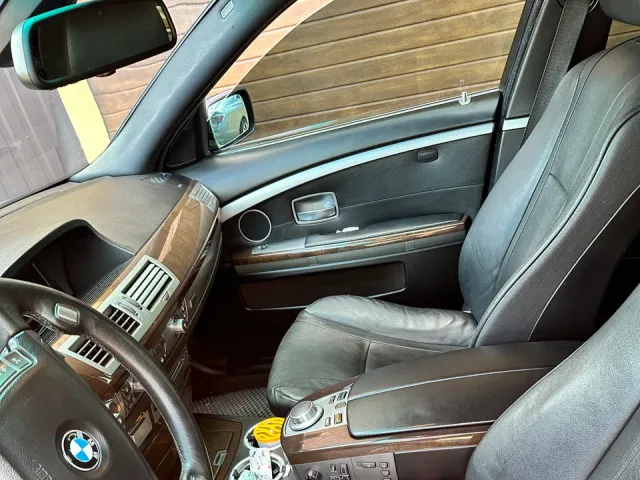BMW 7 серії - фото 5