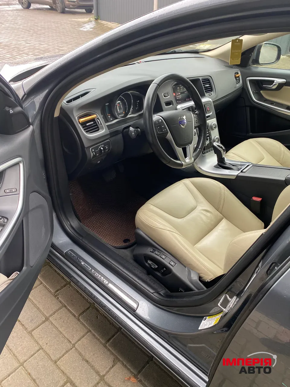 Volvo S60 - фото 19