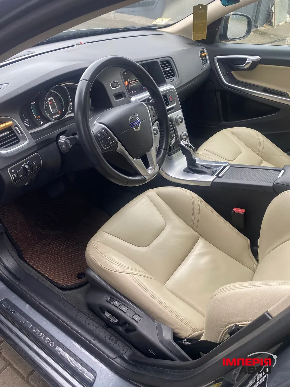 Volvo S60 - фото 32