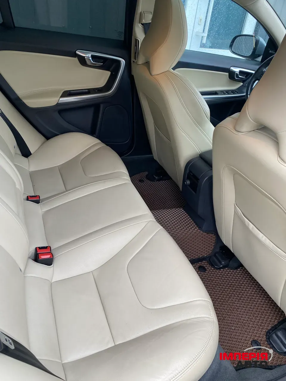 Volvo S60 - фото 24