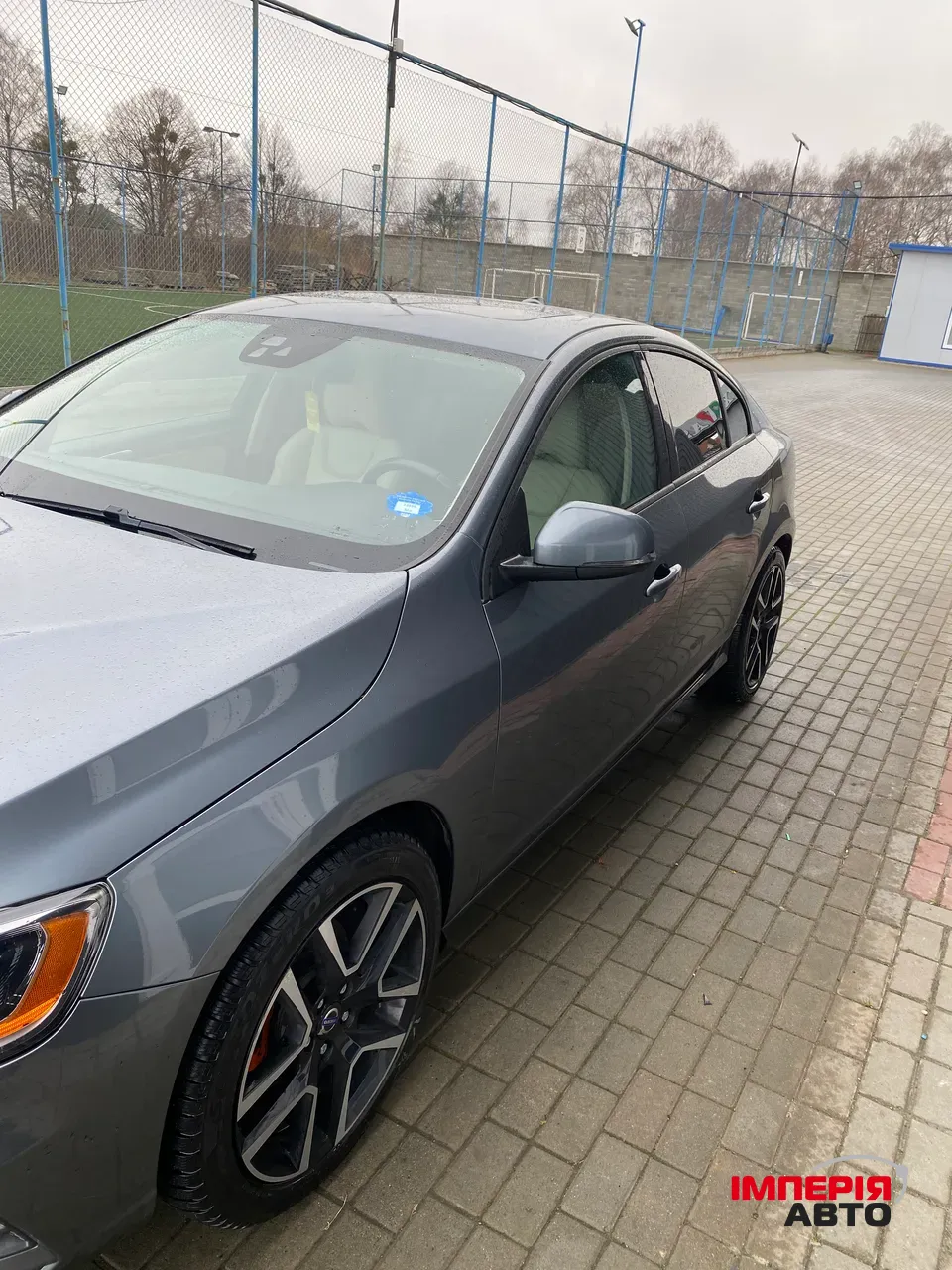 Volvo S60 - фото 2