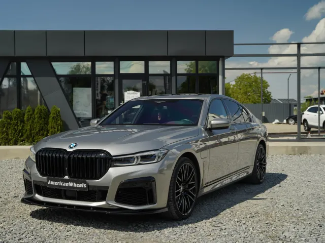 BMW 7 серії - фото 1