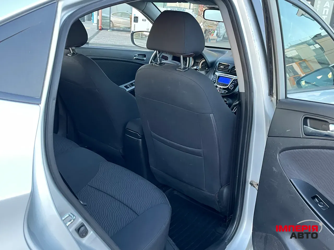 Hyundai Accent - фото 13