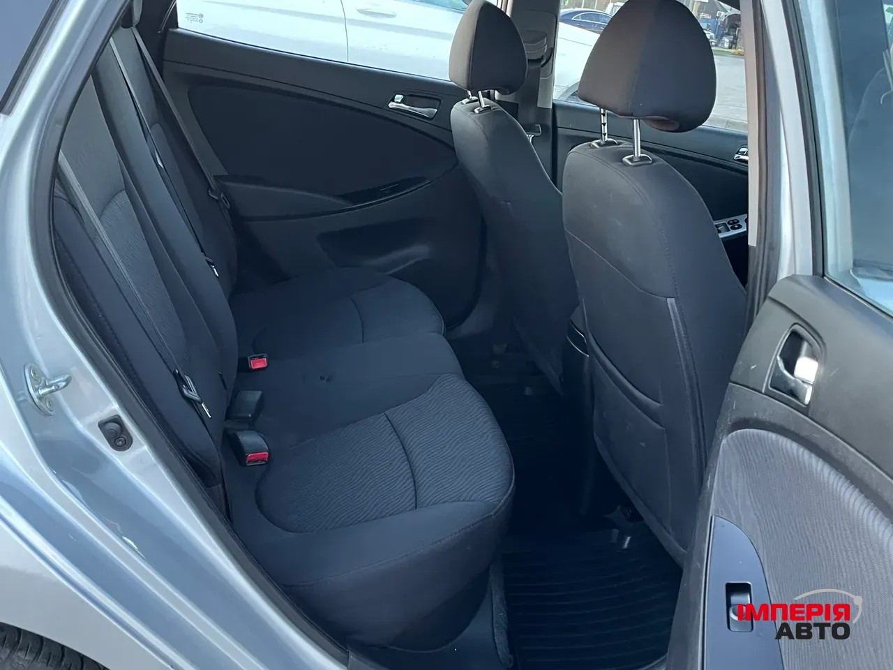 Hyundai Accent - фото 14