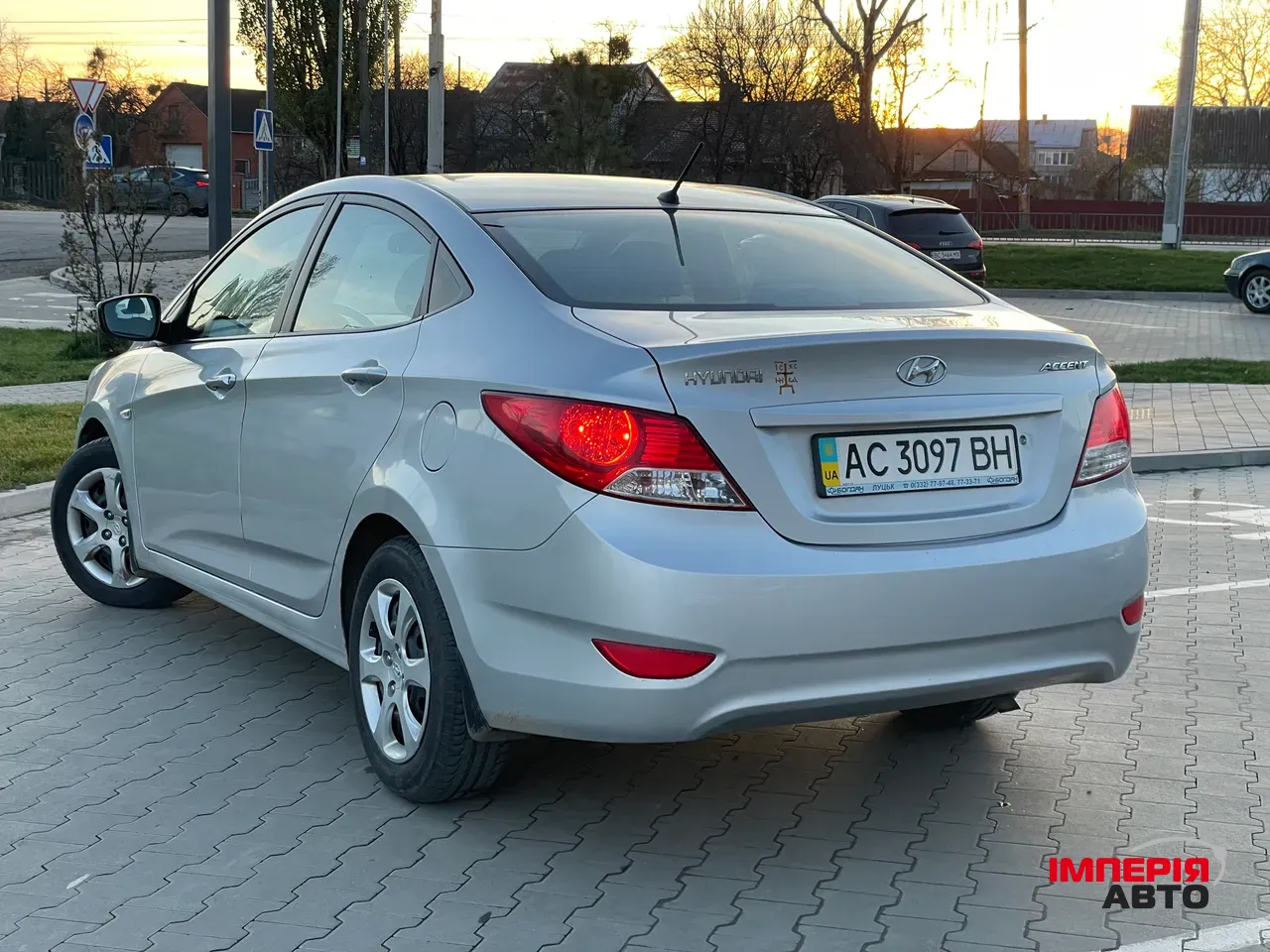 Hyundai Accent - фото 2