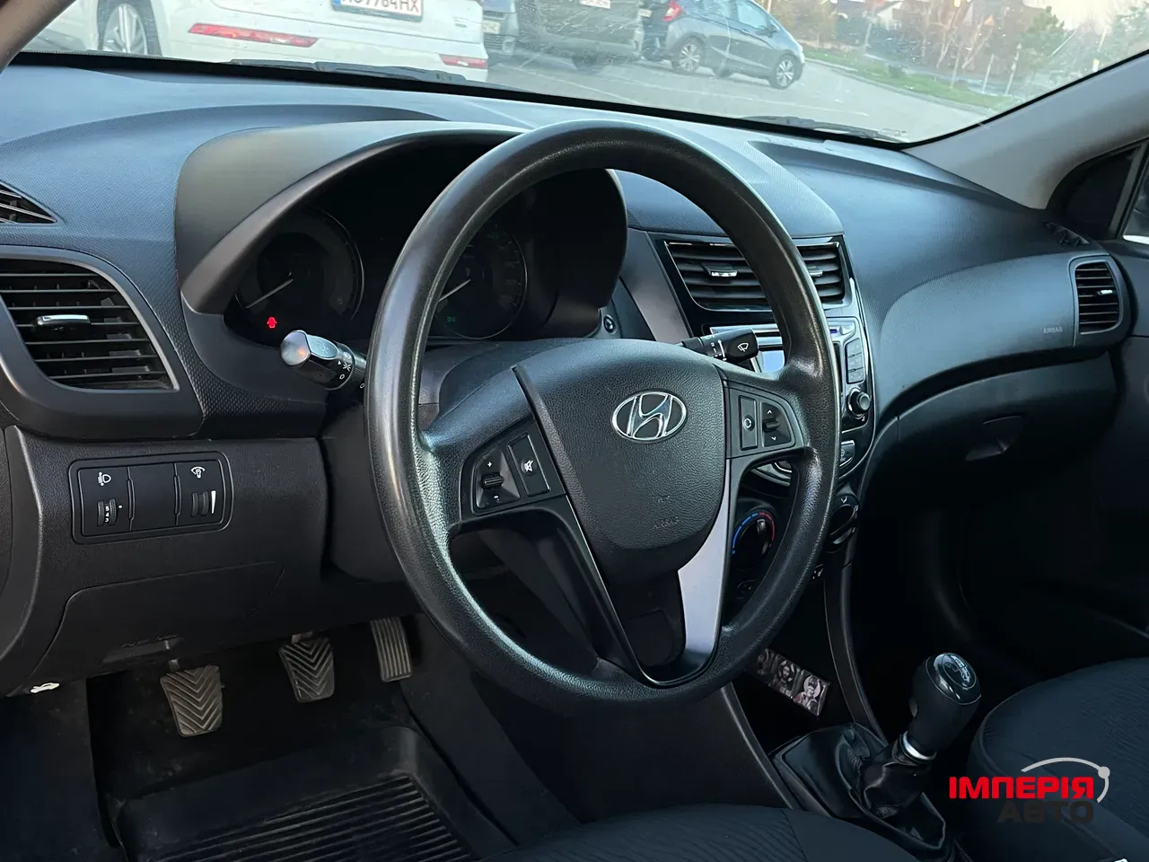 Hyundai Accent - фото 9