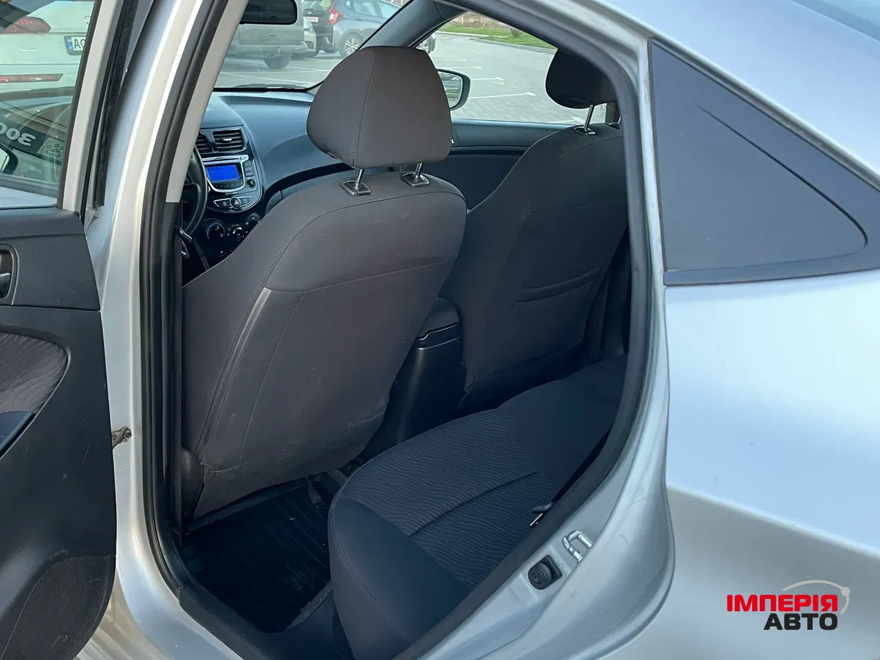 Hyundai Accent - фото 12