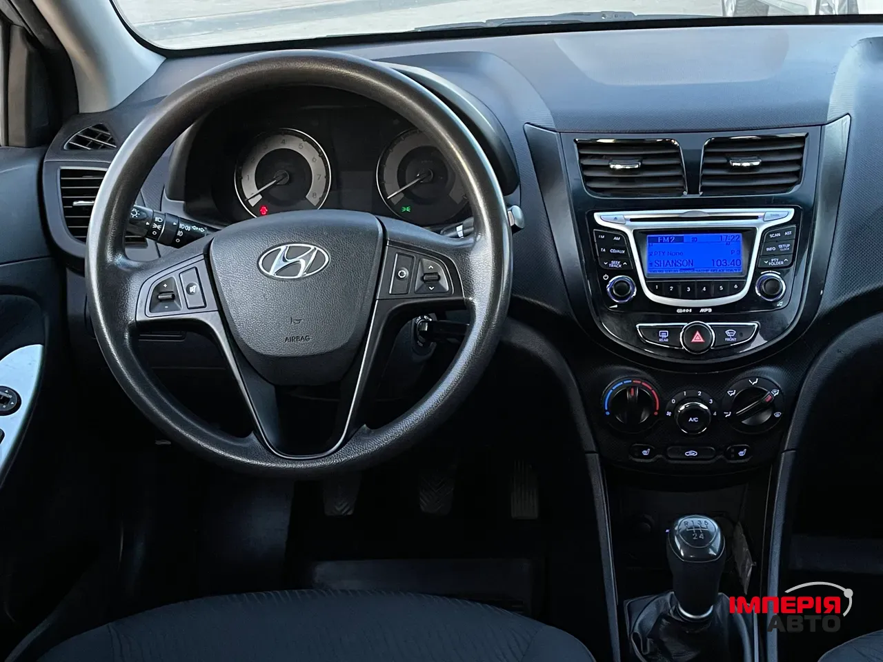 Hyundai Accent - фото 6