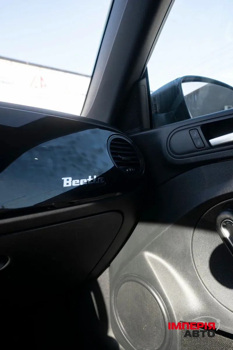 Volkswagen Beetle - фото 17