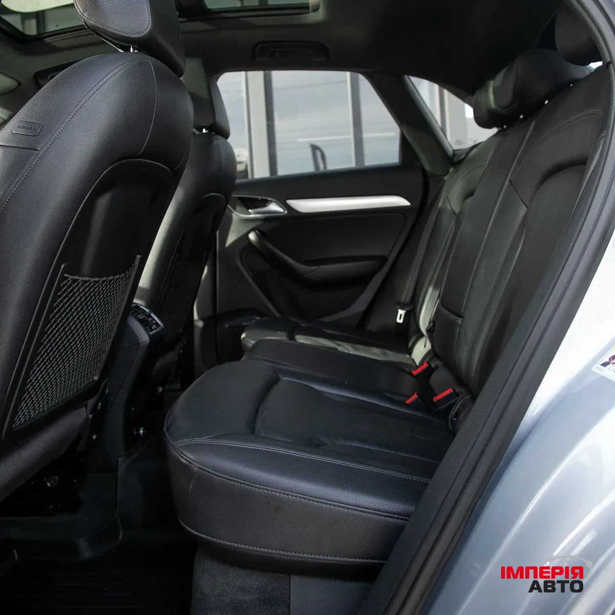 Audi Q3 - фото 11