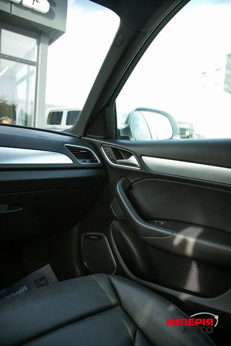 Audi Q3 - фото 10
