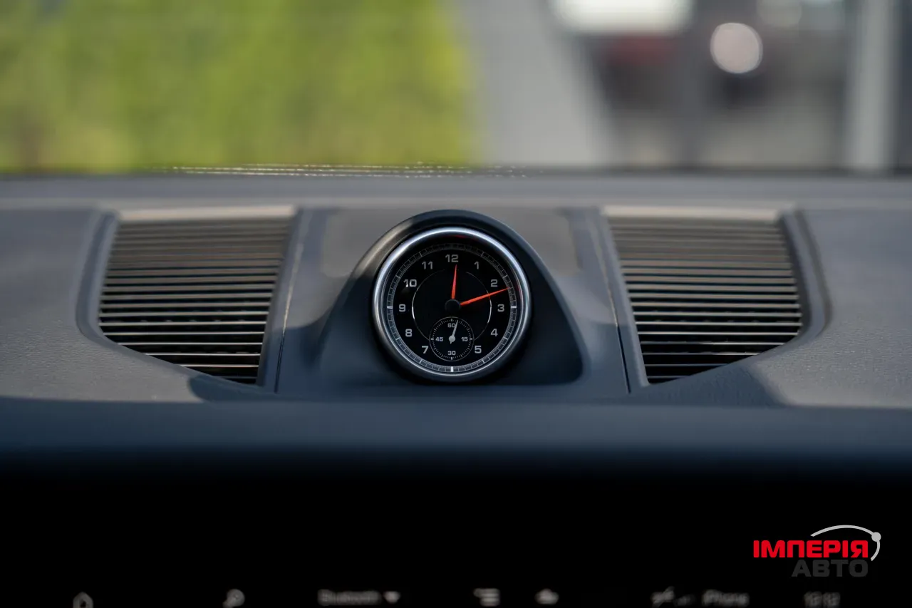 Porsche Macan - фото 25