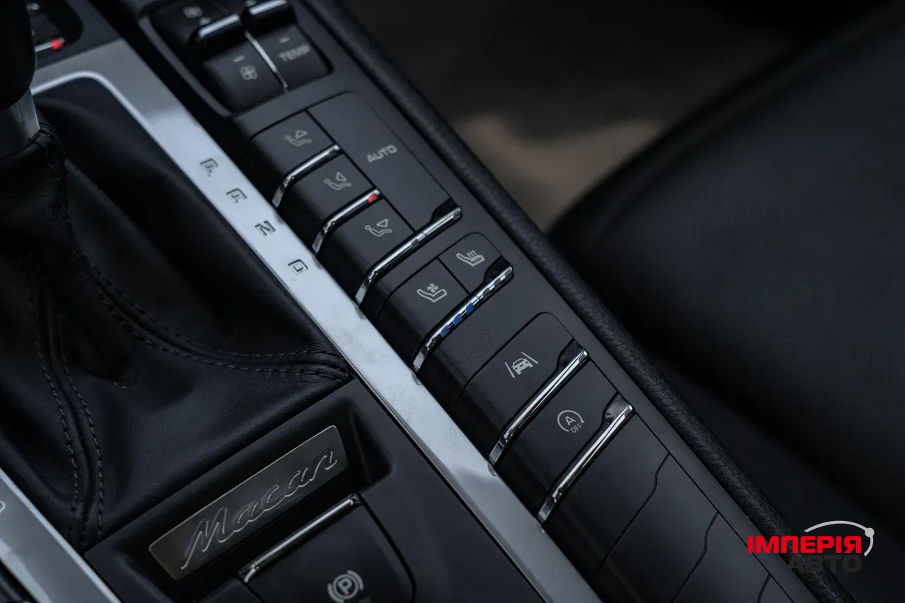 Porsche Macan - фото 30