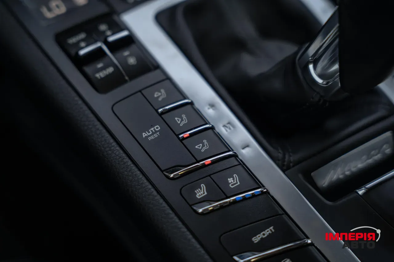 Porsche Macan - фото 29