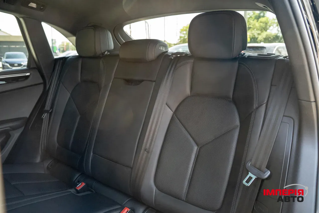 Porsche Macan - фото 35