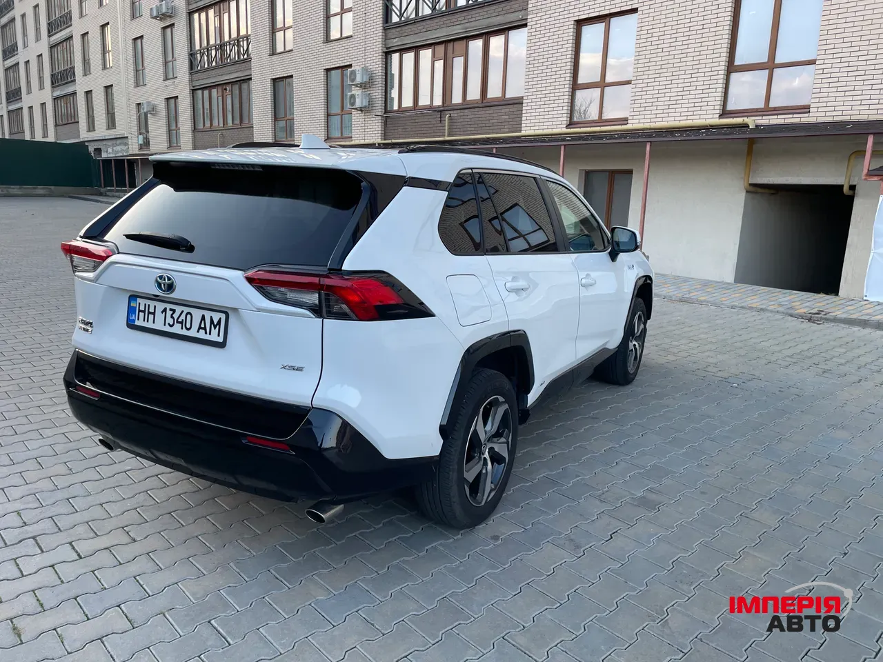 Toyota RAV4 - фото 11