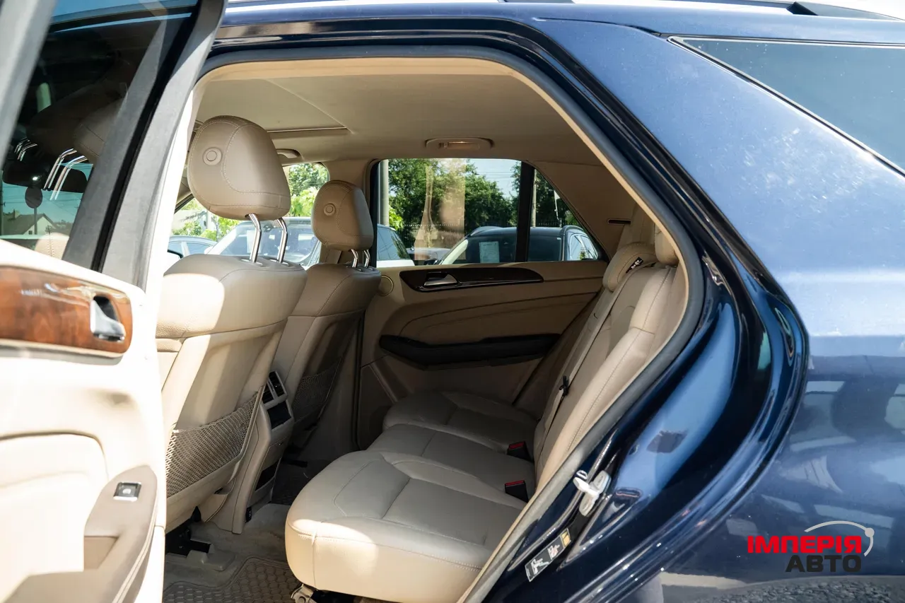 Mercedes-Benz M-Класс - фото 34