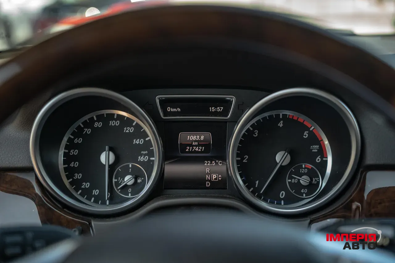 Mercedes-Benz M-Класс - фото 25