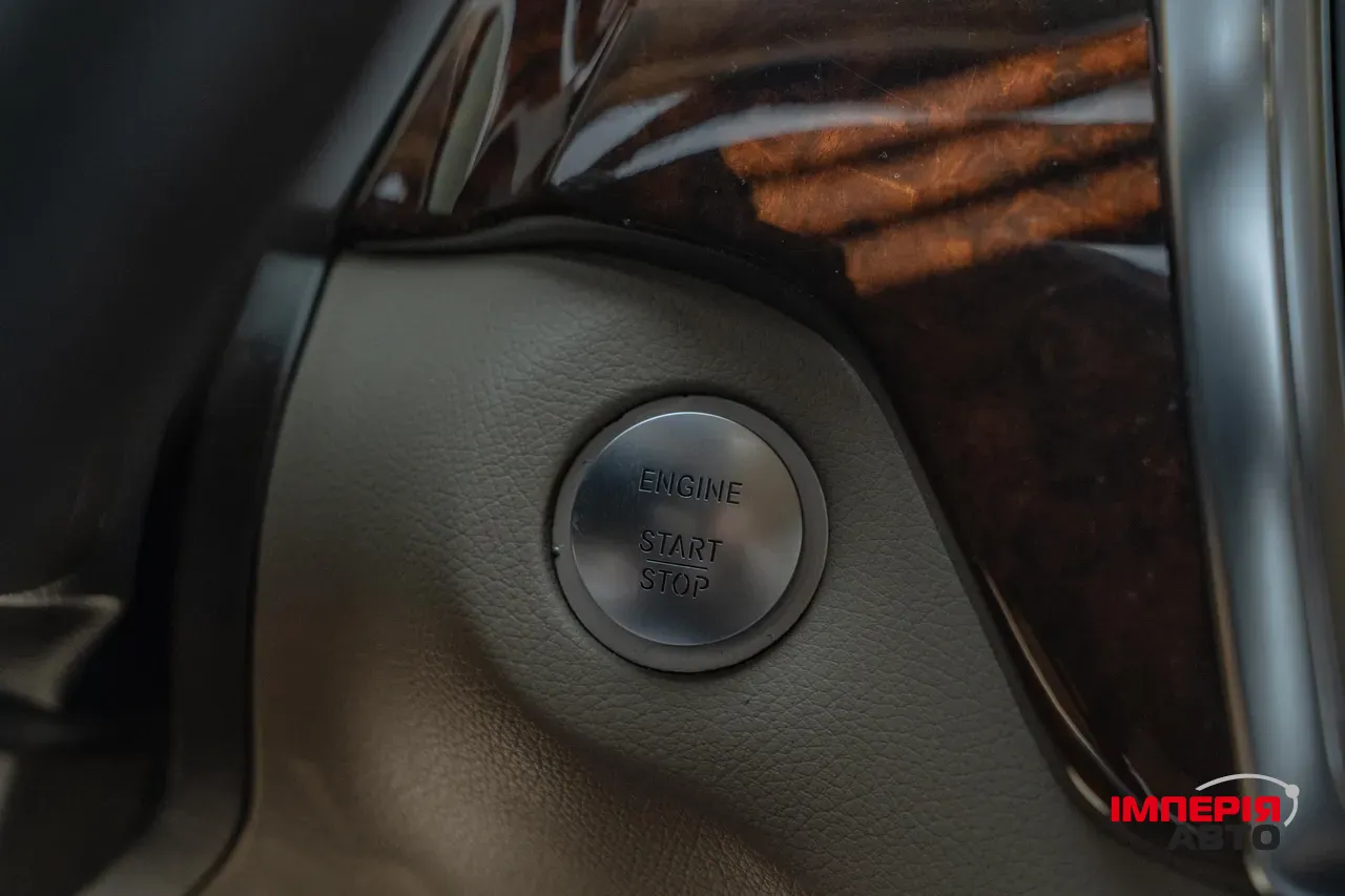 Mercedes-Benz M-Класс - фото 26