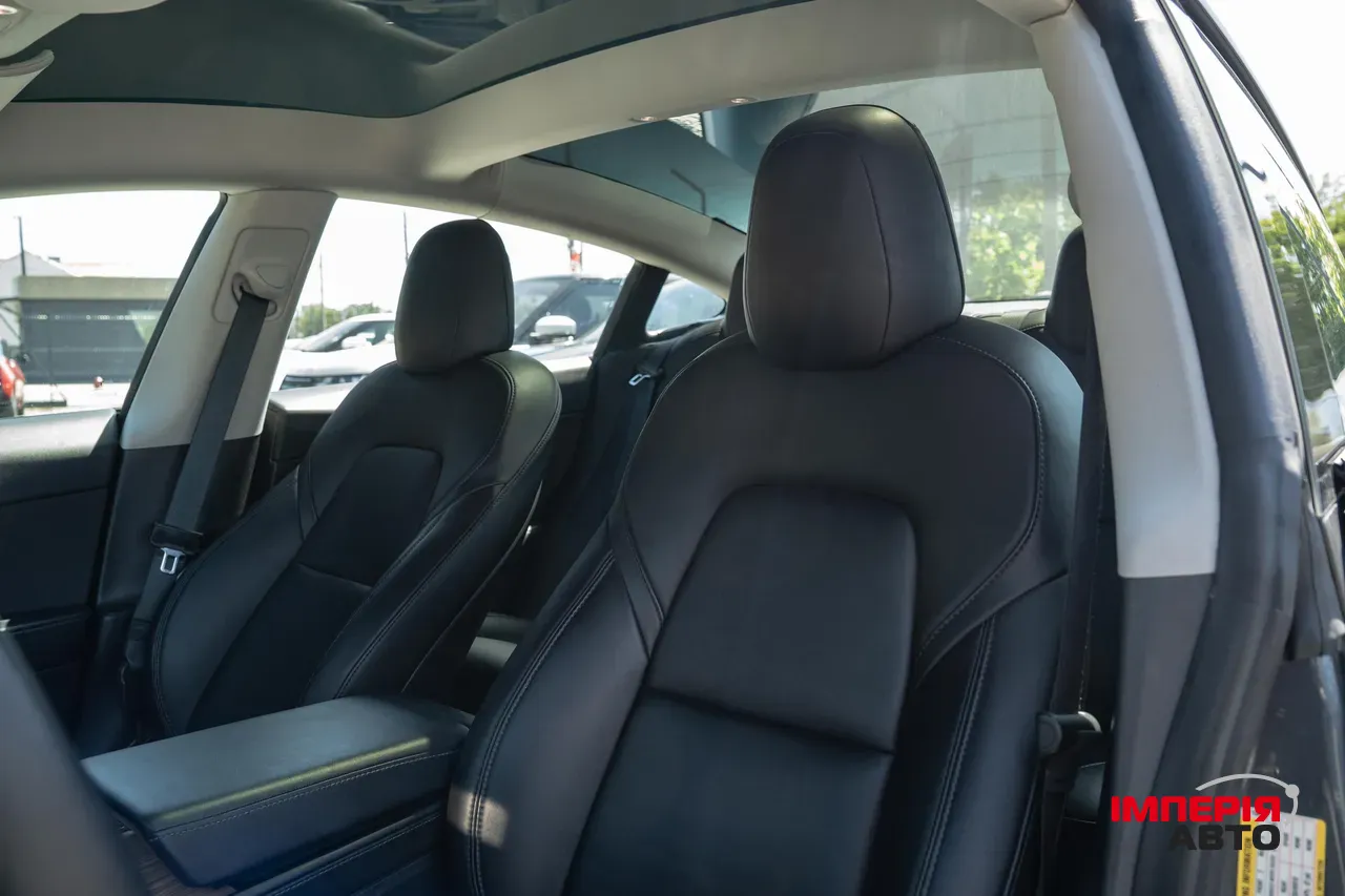 Tesla Model 3 - фото 28