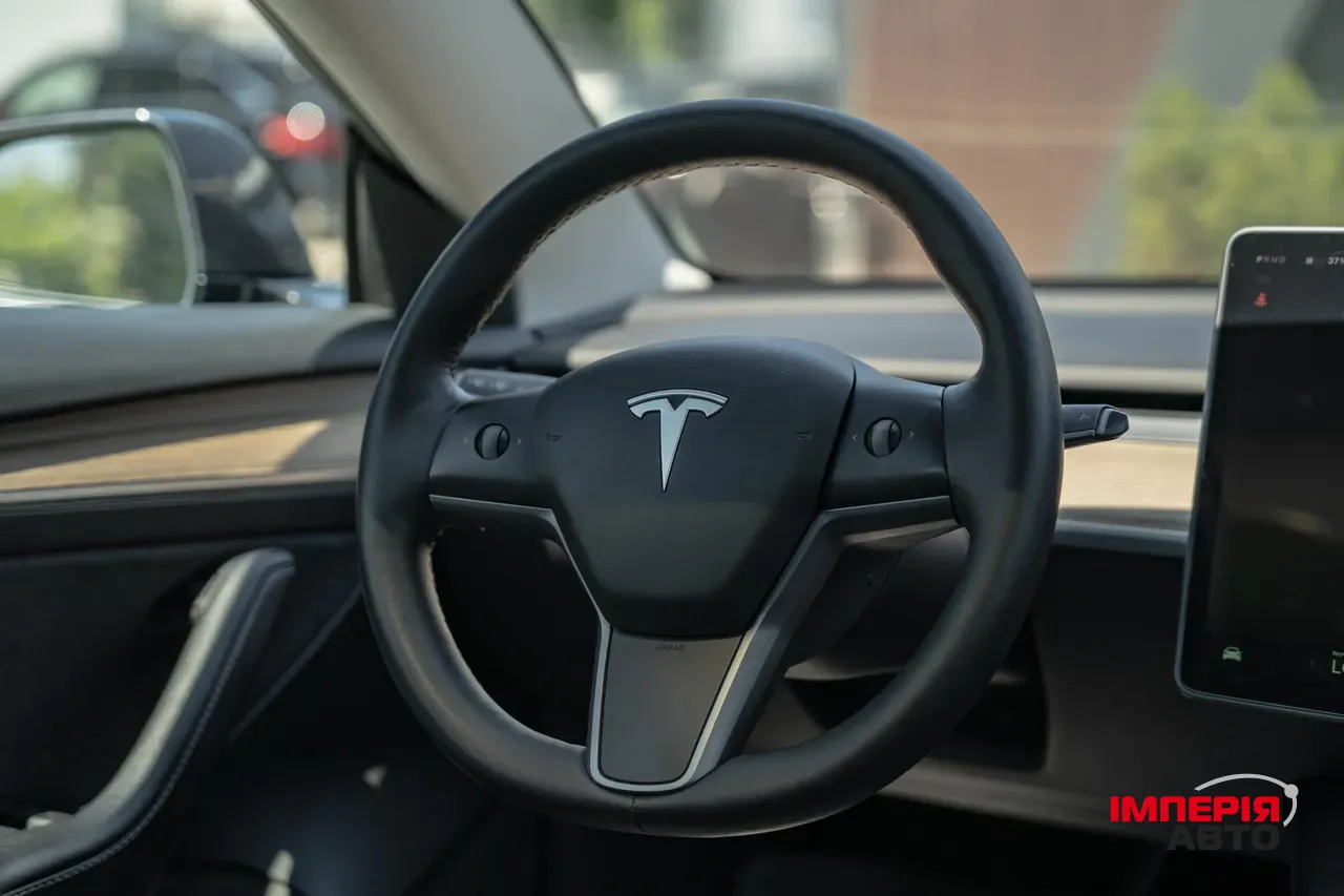 Tesla Model 3 - фото 20