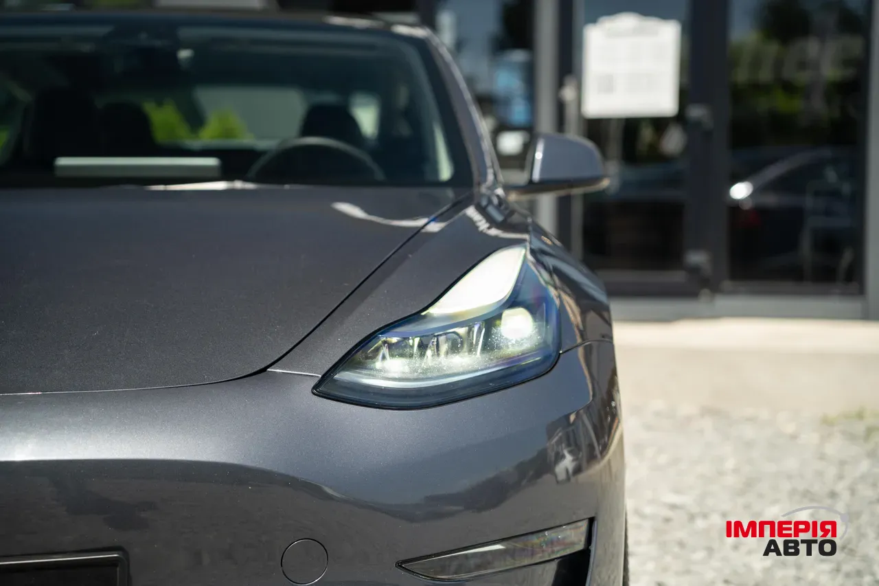 Tesla Model 3 - фото 14