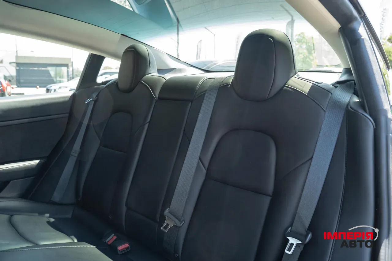 Tesla Model 3 - фото 30