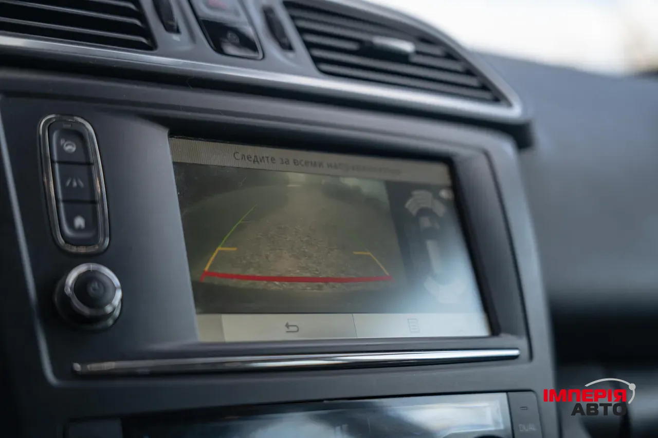Renault Kadjar - фото 23