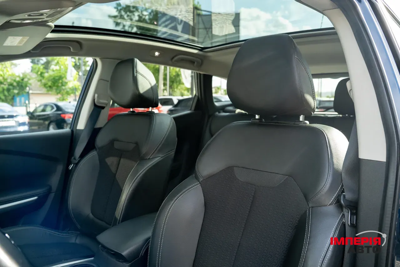 Renault Kadjar - фото 28