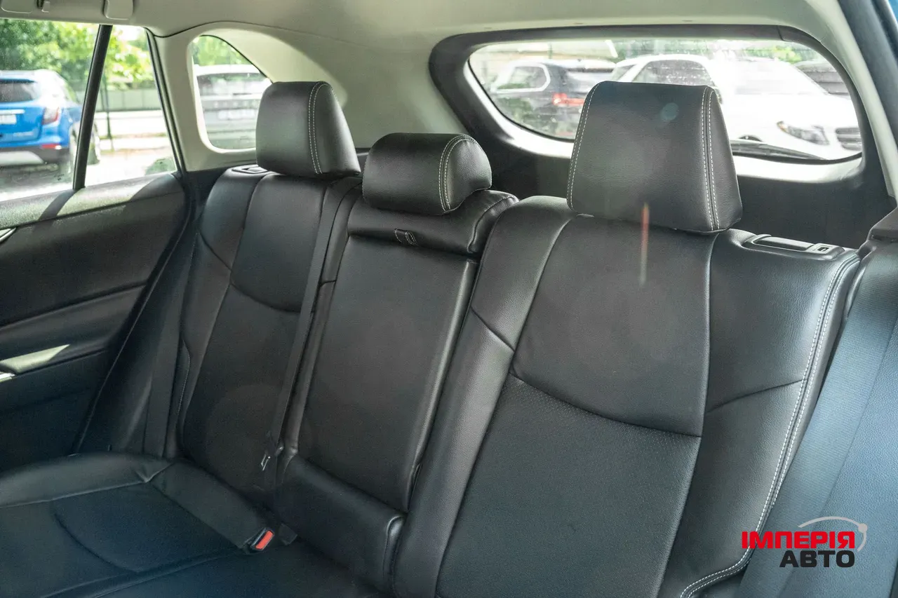 Toyota RAV4 - фото 48