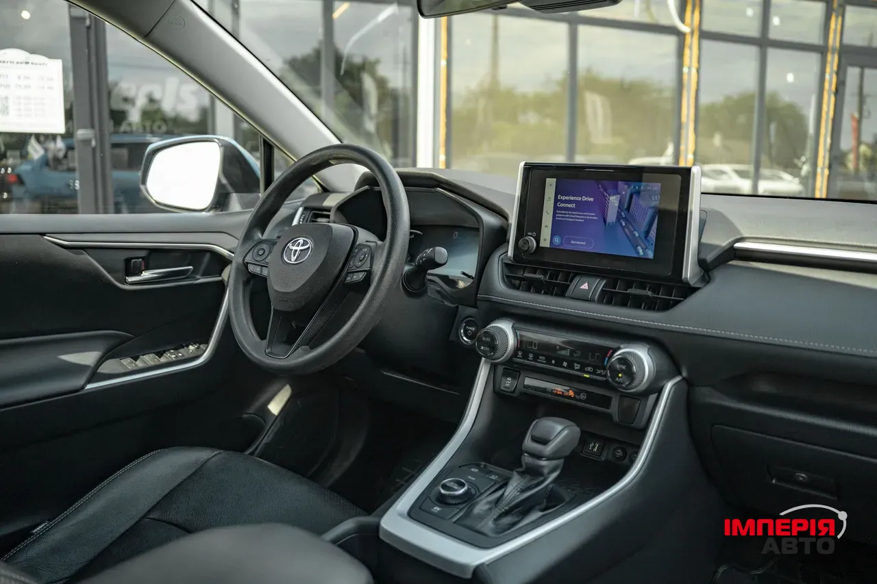 Toyota RAV4 - фото 43