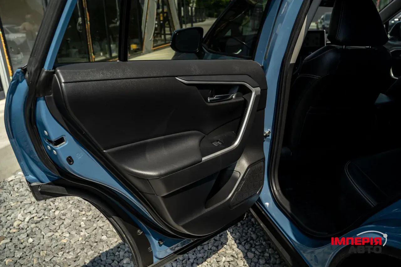 Toyota RAV4 - фото 51
